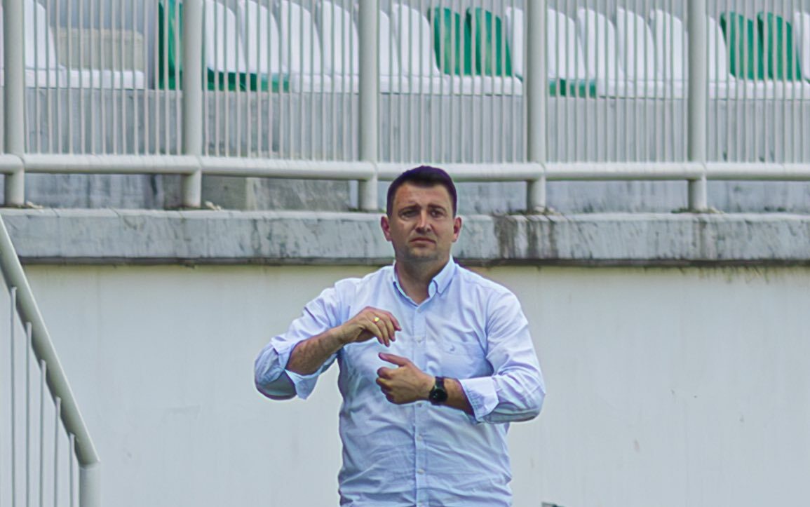 Granit Dervisholli largohet nga posti i trajnerit te Feronikelit – pritet të zëvendësoj Granit Begolli!