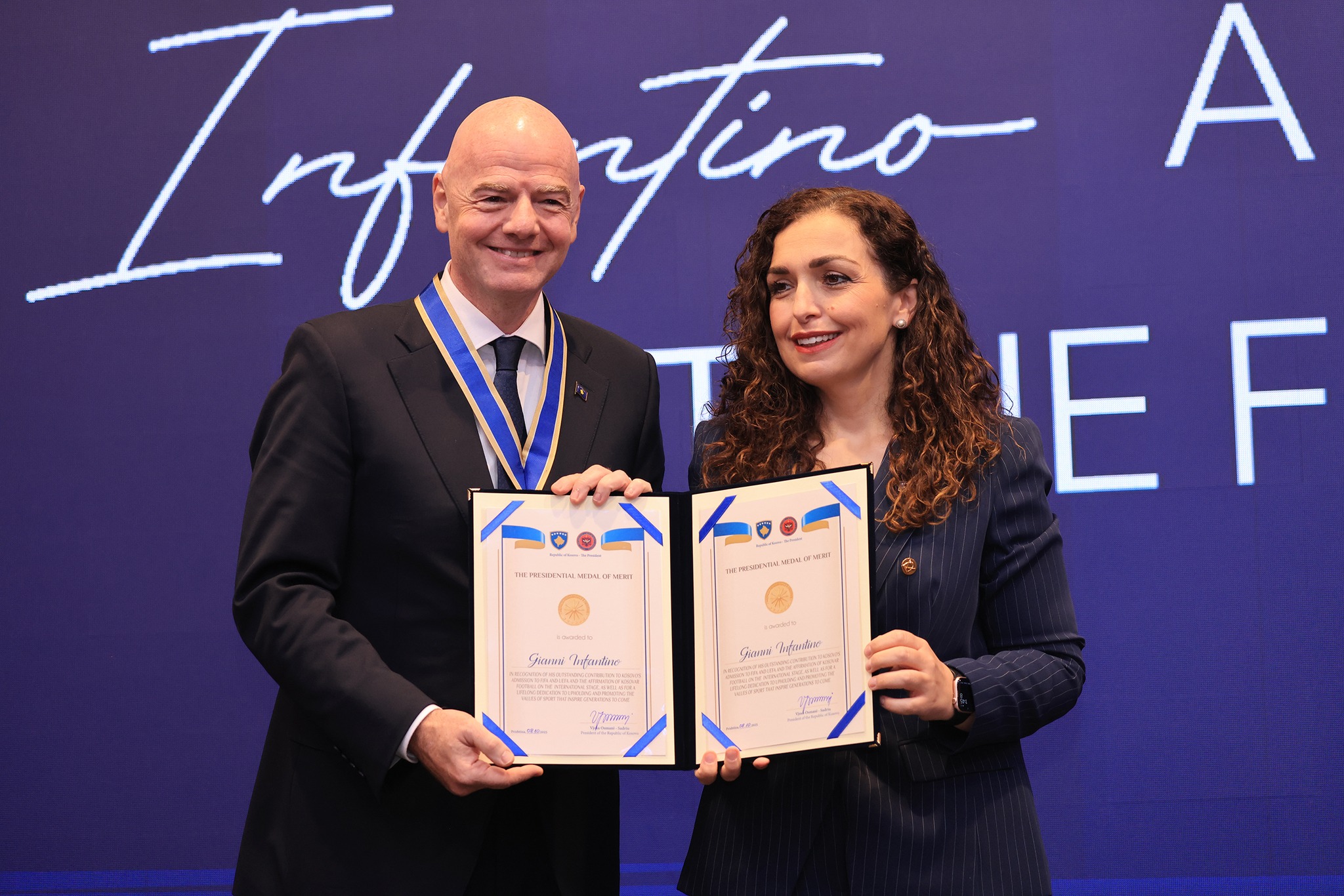 Gianni Infantino nderohet me Medaljen e Nderit nga Presidentja Osmani