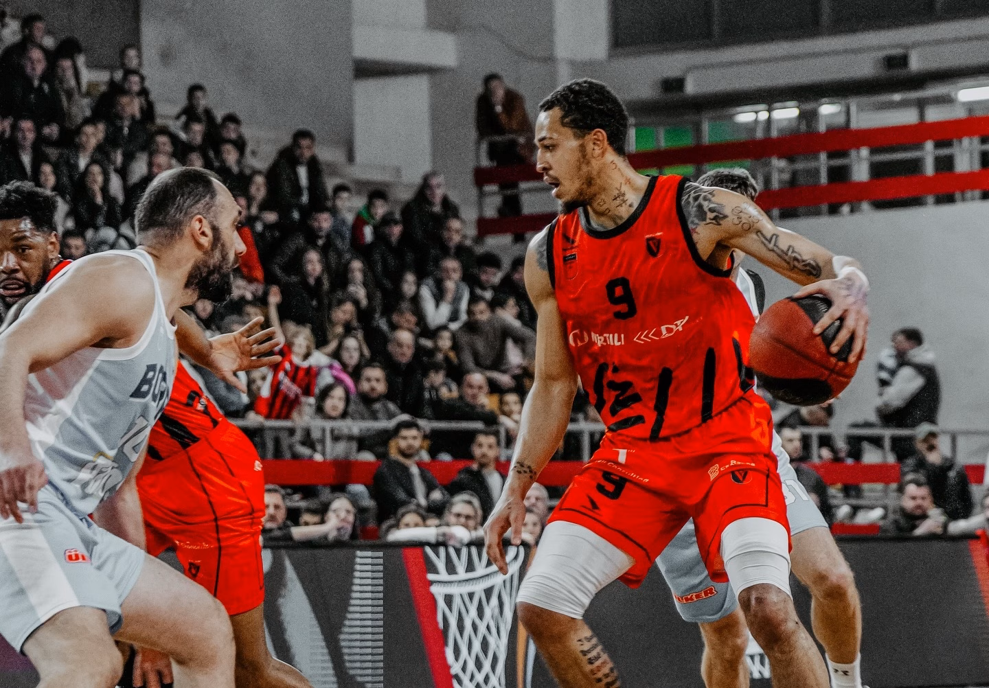 Ylli fiton dramën ndaj Vëllaznimit me dy pikë epërsi, humbja e tretë për gjakovarët!