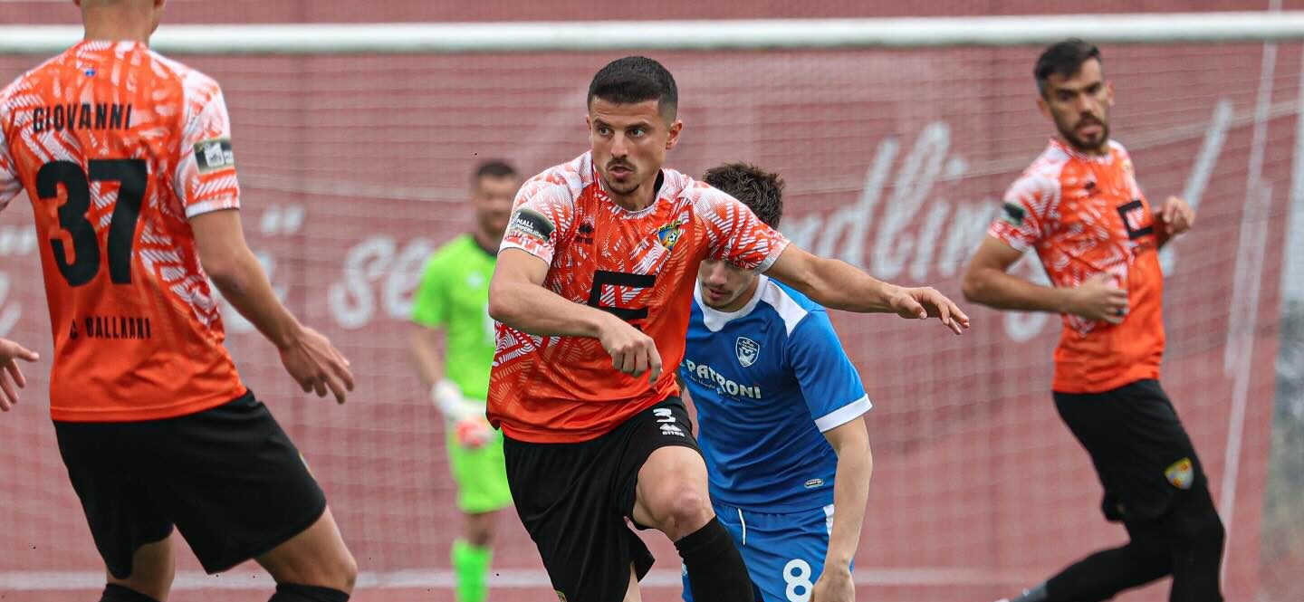 Dënim i rëndë për Arbër Potokun – 4 ndeshje pezullim pas incidentit me gjyqtarin dhe tifozët