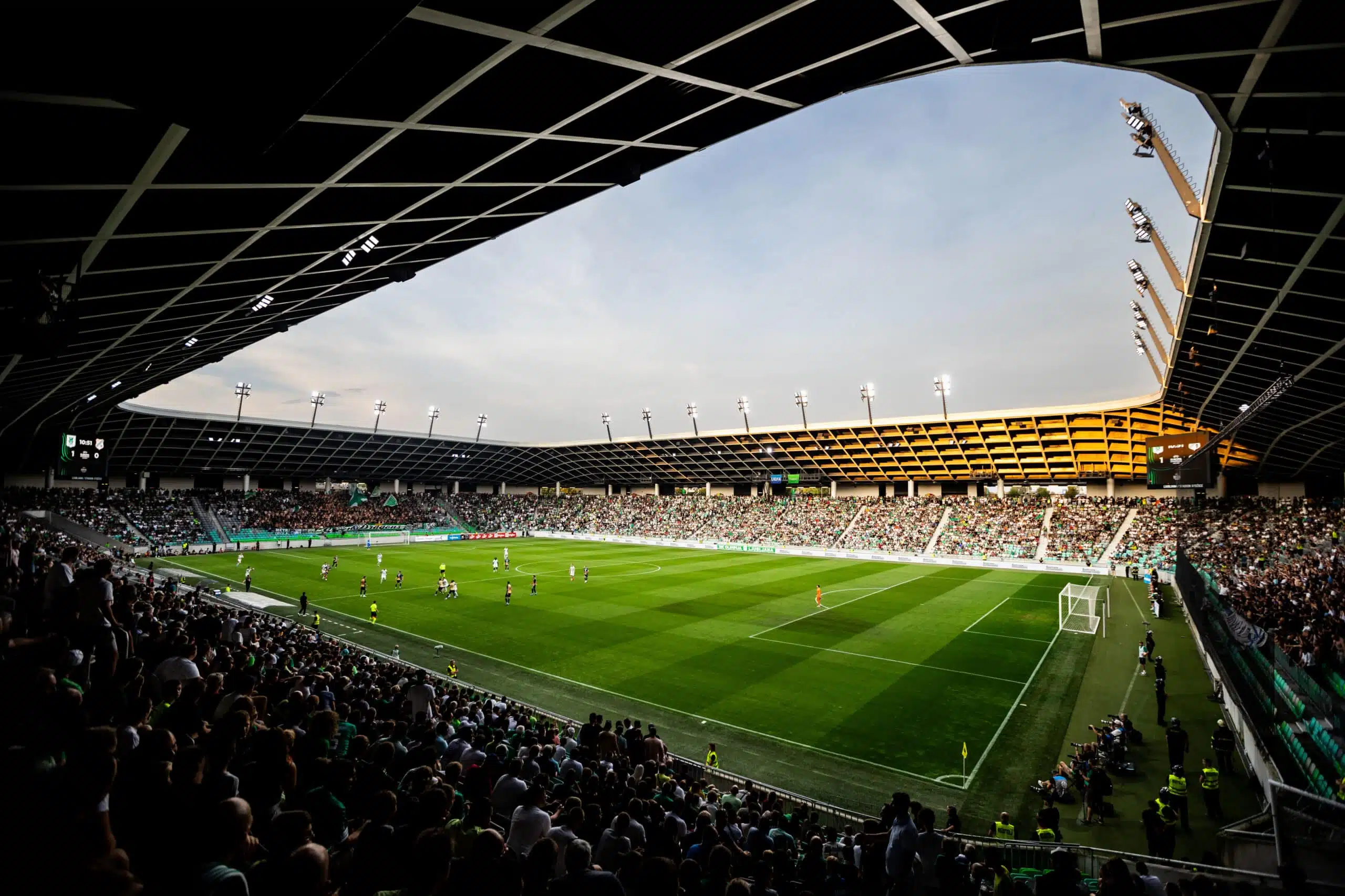 Shiten të gjitha biletat: Sllovenia pret Kosovën me stadiumin e mbushur plot