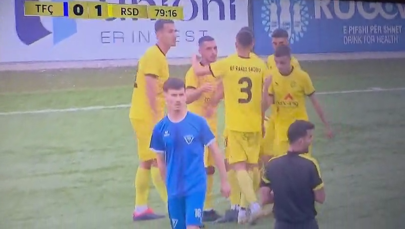 Ramiz Sadiku mposht Tefik Çangën me meritë në Ferizaj